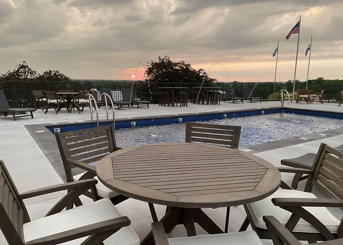 Pinemark Inn Suites Events